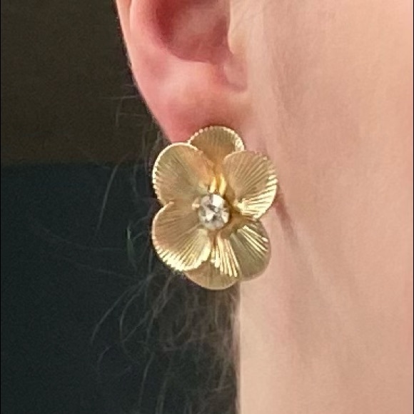 Gold Roses - Picture 4 of 4